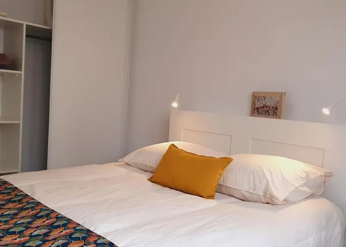 Lune De Miel 3 Centre-ville Double Parking Clim Wifi - Rossiconciergerie - Linge Inclus Lunel